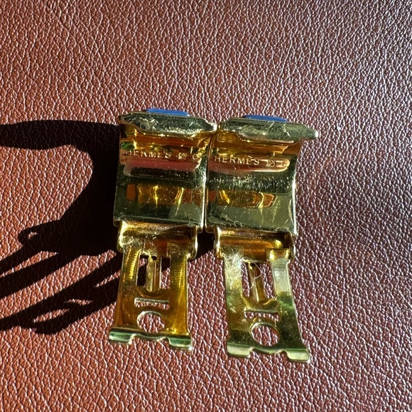 AUTHENTIC Hermès Vintage Ceramic Clip-on Earrings - Picture 3 of 7